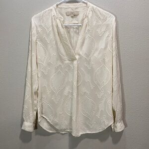 5 for $25 Loft Ann Taylor ivory blouse jacquard print